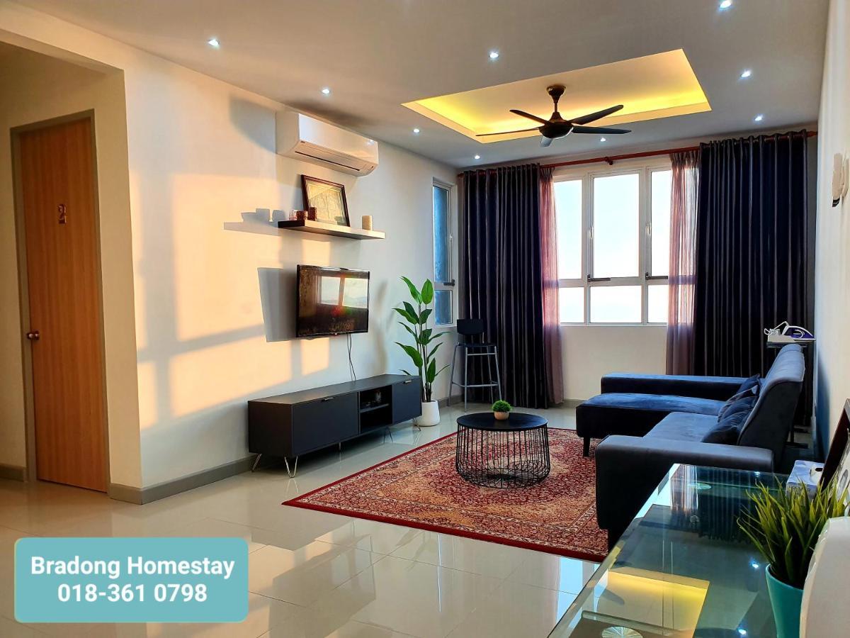 Bradong Homestay - Musllm Only, 3 Queen Bedrooms, Seaview, Infinity Pool, Gym, Near Drawbridge & Ktcc Mall Куала Теренгану Екстериор снимка