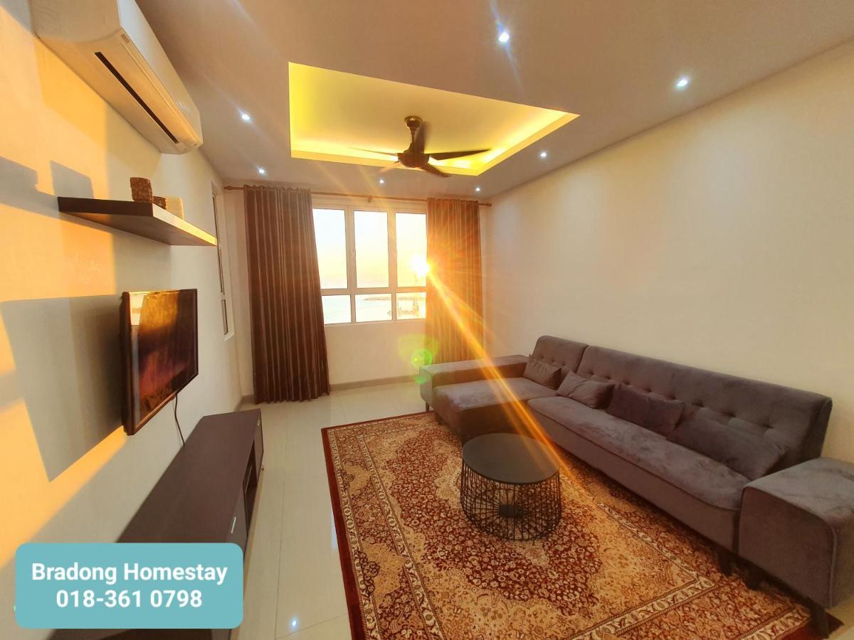 Bradong Homestay - Musllm Only, 3 Queen Bedrooms, Seaview, Infinity Pool, Gym, Near Drawbridge & Ktcc Mall Куала Теренгану Екстериор снимка